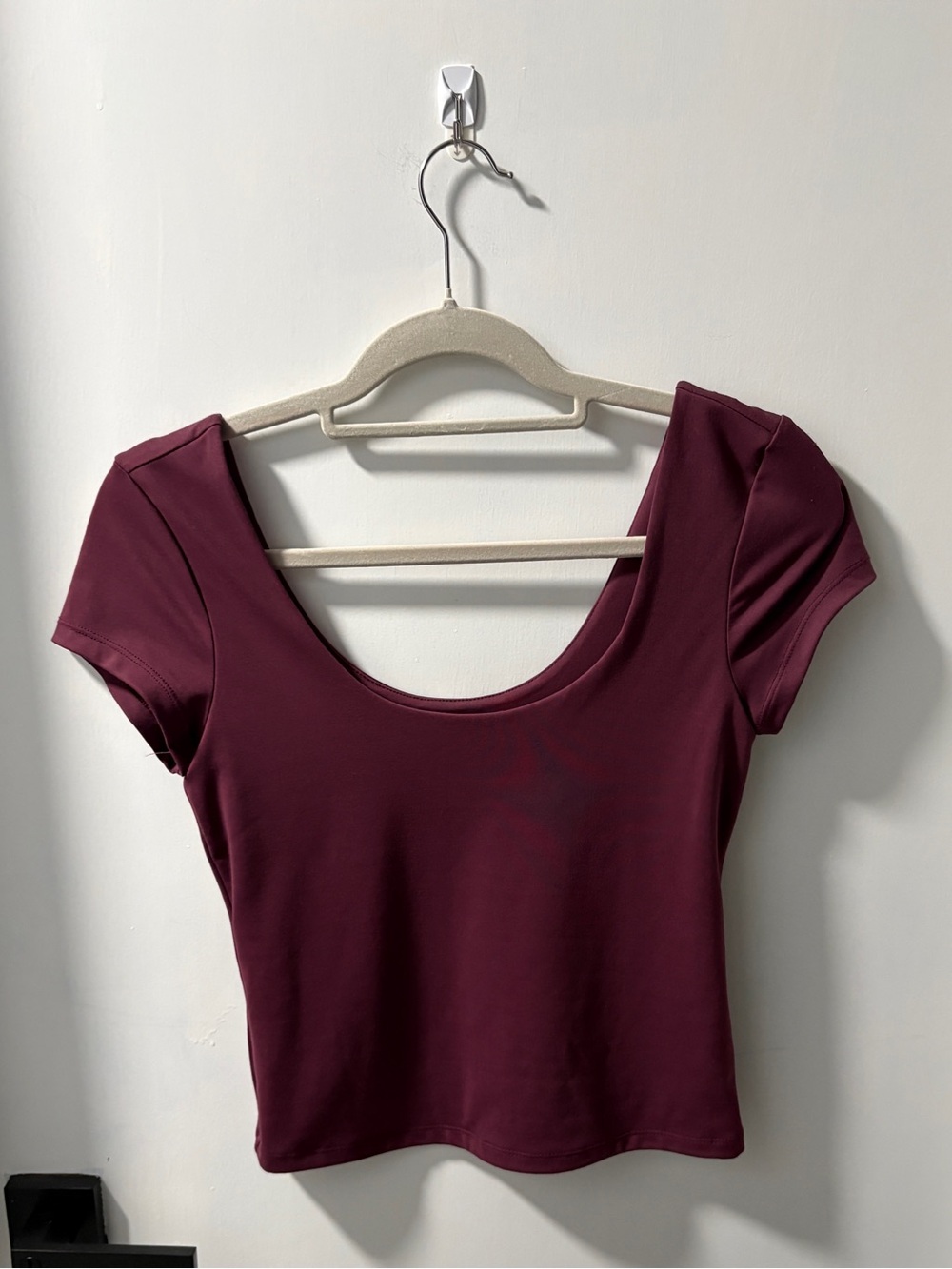 Old Navy Scoop Neck Crop Top - Burgundy